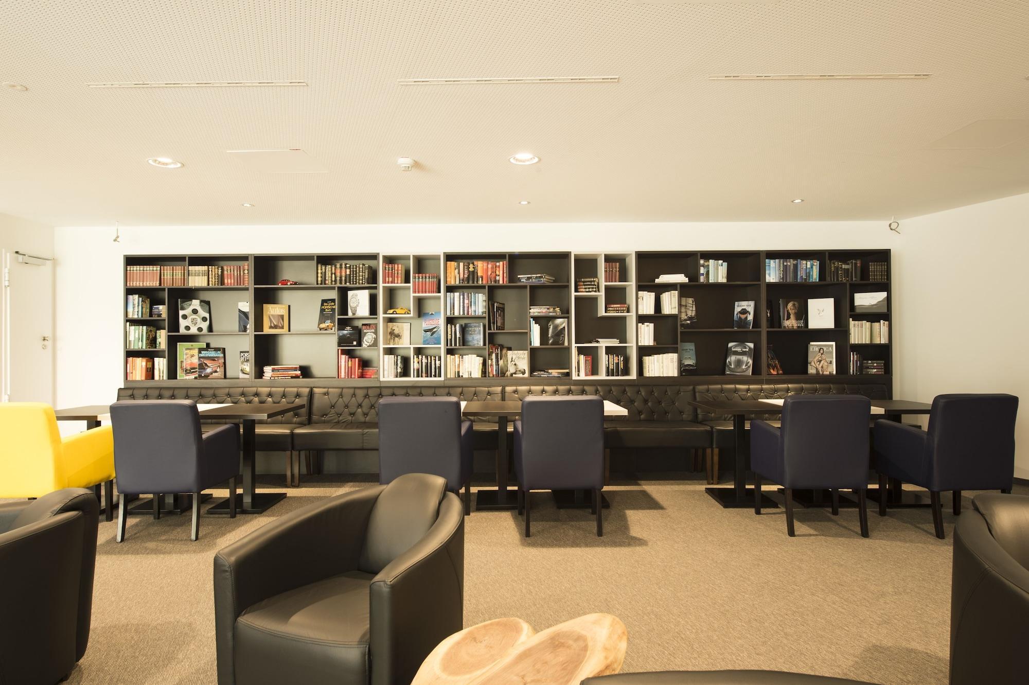 Hotel Carathotel 4*